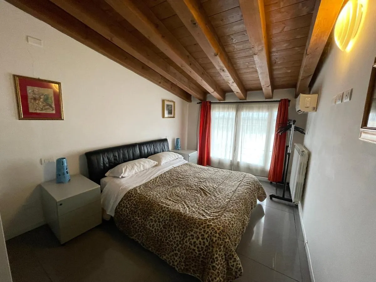 Milano Canal Apartments  Milan